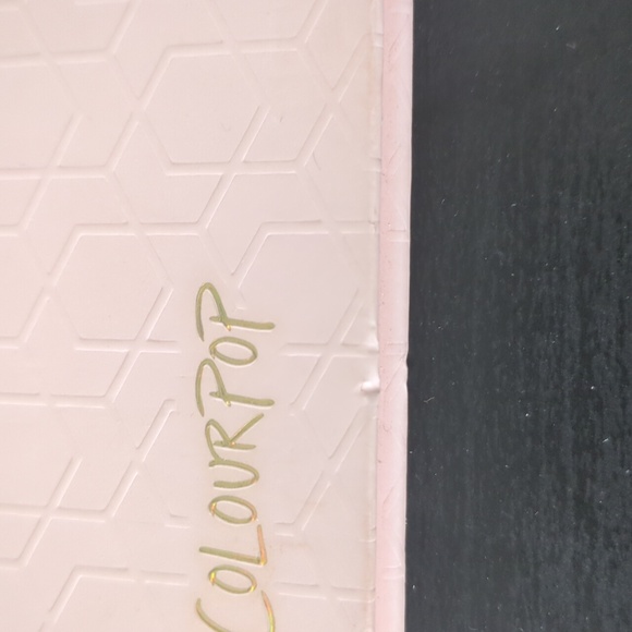 Colourpop Gettin' Fresh palette - Picture 5 of 7